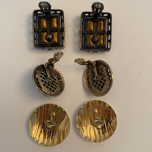 Various Vintage Clip On Earrings. Three sets included. - Picture 2 of 6